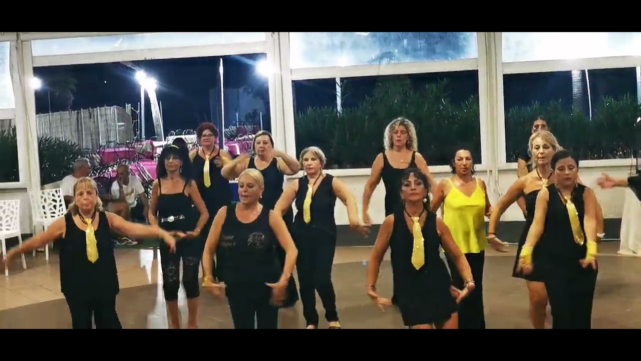 Sento che t'amo ballo di gruppo choreographic Irene Dance Festival Dell'amicizia