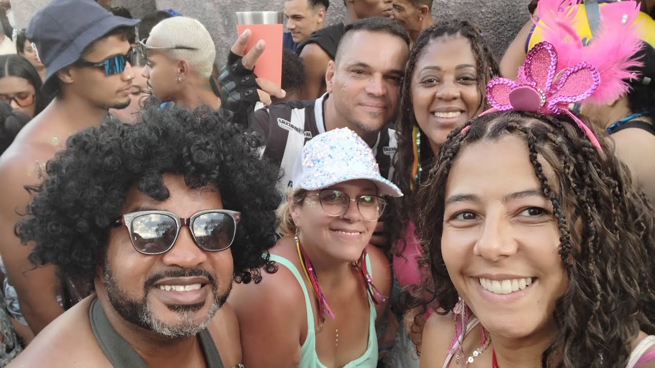#Diversão#Amizade#Alegria#Carnaval de Rua- Bloco do Sujo/ Nova Lima- Minas Gerais ( 15/02/26).