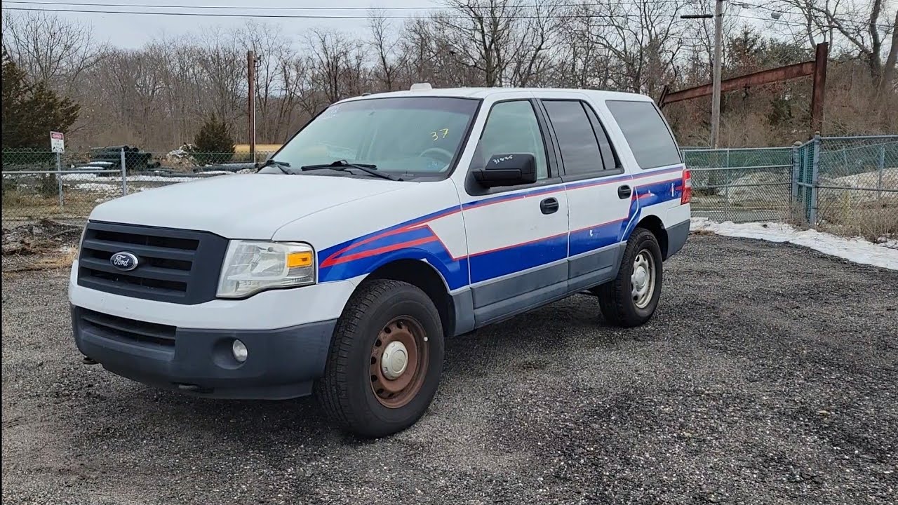2013 Ford Expedition XL - Auctions International 