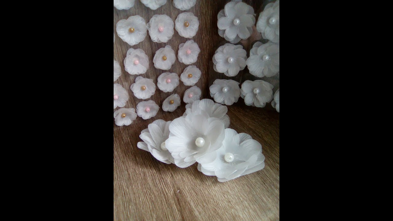 Embellissement #5 fleurs en papier calque