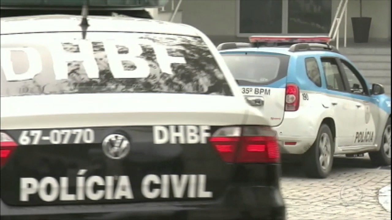 Megaopera&ccedil;&atilde;o prende 63 PMs envolvidos com tr&aacute;fico no Rio