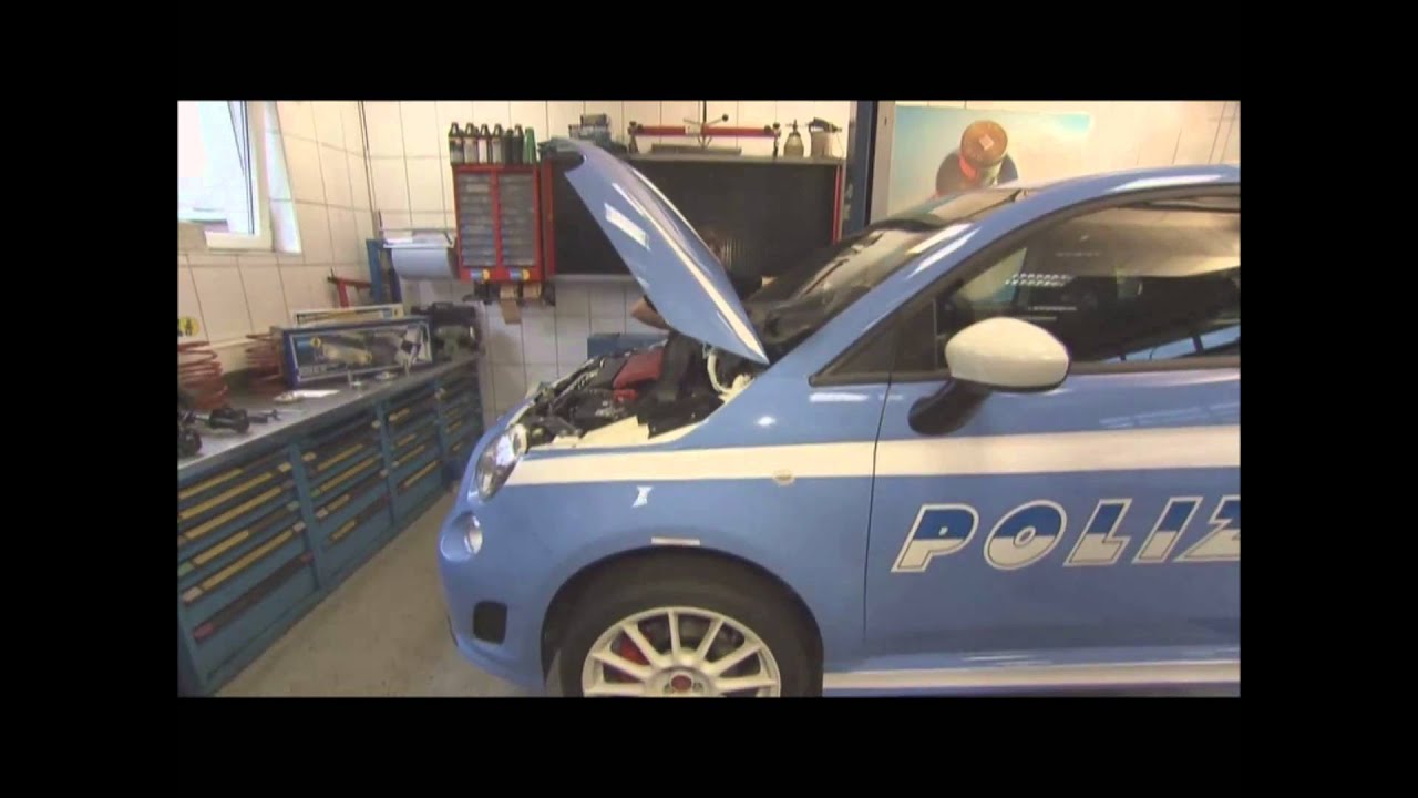 BILSTEIN Fahrwerkeinbau mit Lina Van de Mars