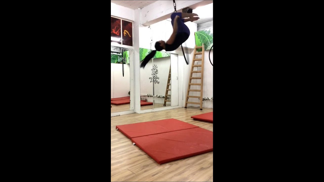 Aerial Hoop Transitions - Splits