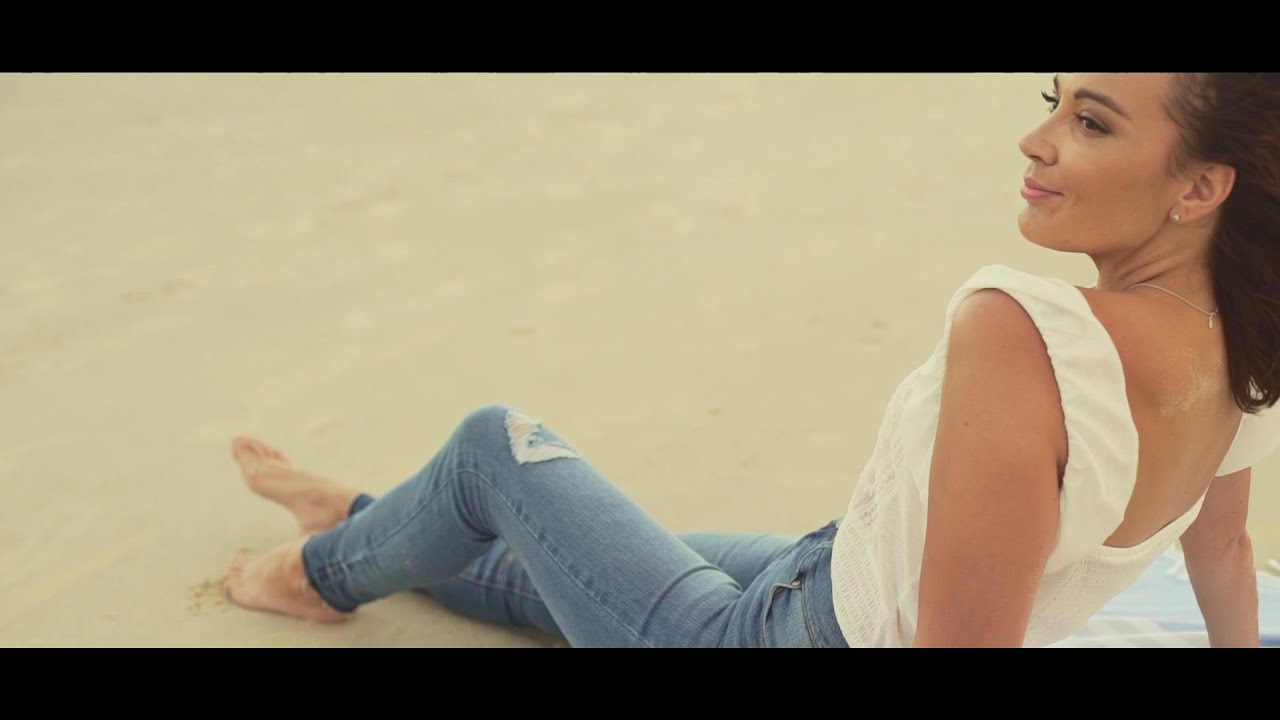 Geminduztrie Sustainable Women Skinny Jeans made from Ocean Recycled Plastic Waste