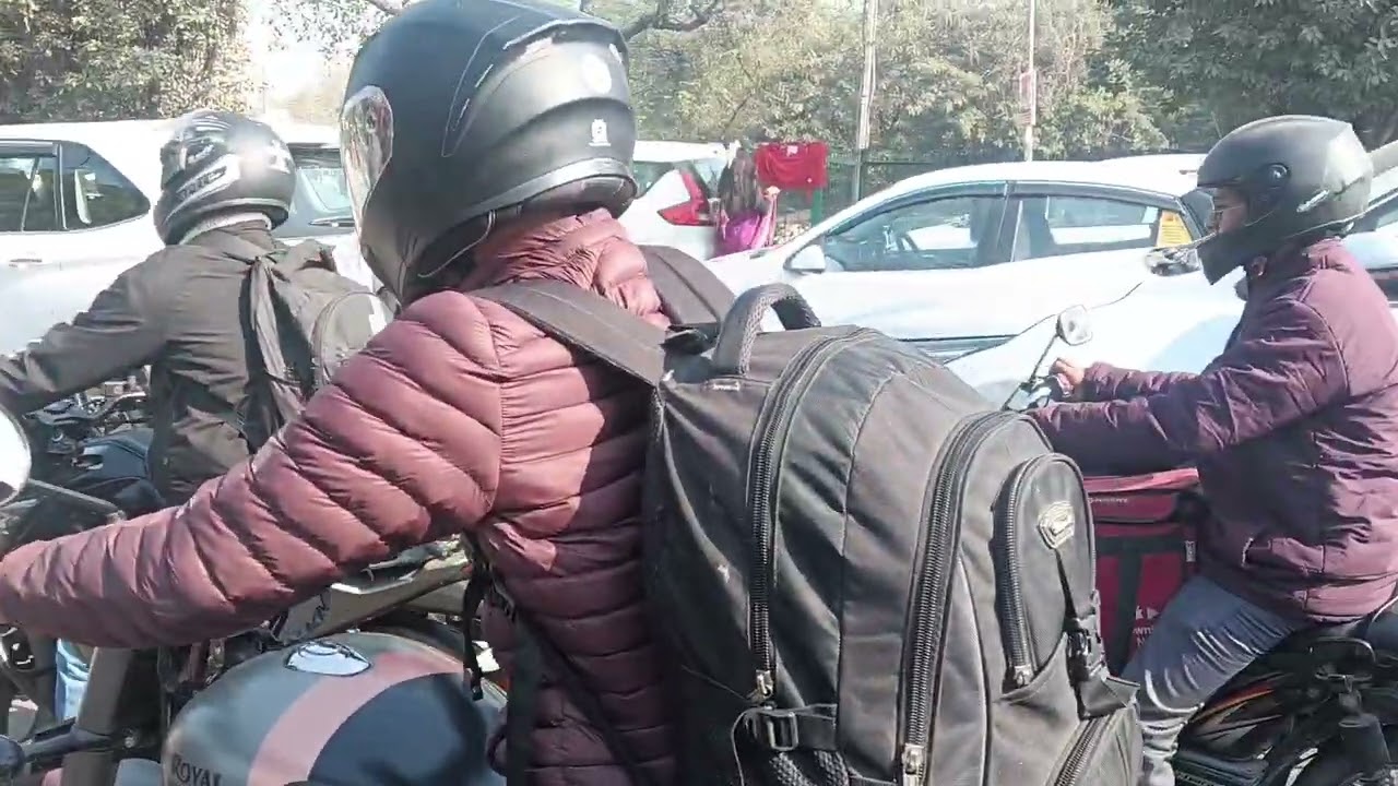 Palam to Dwarka Mor Bike Ride | Delhi Morning Travel Vlog 🏍️with friends 