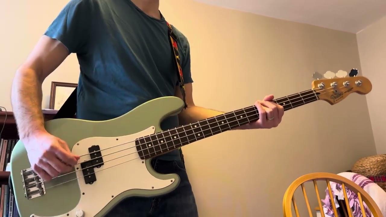 Oasis - Live Forever - Bass Cover