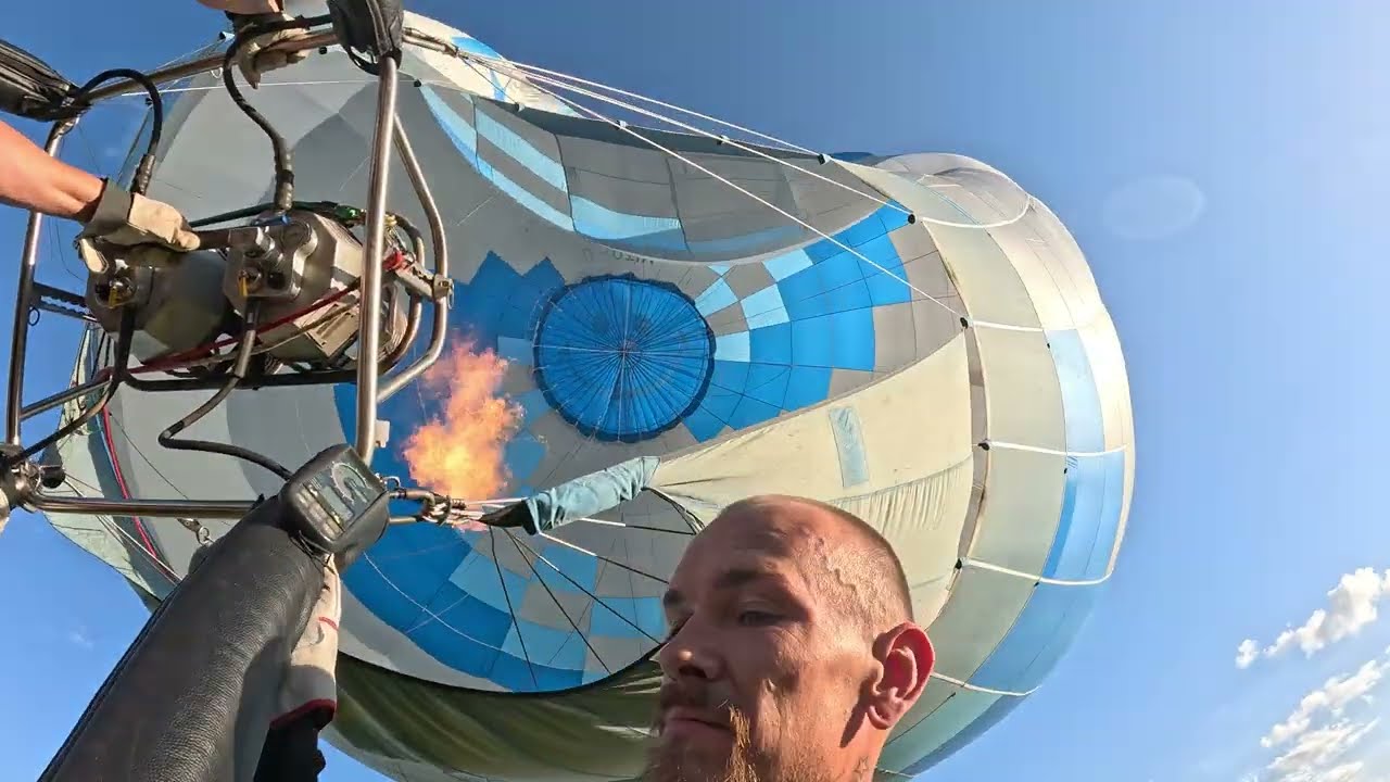 Individuelle Ballonfahrt mit dem Ballonpiloten Eures Vertrauens, dem Uwe: Ballonstart an der Elbe