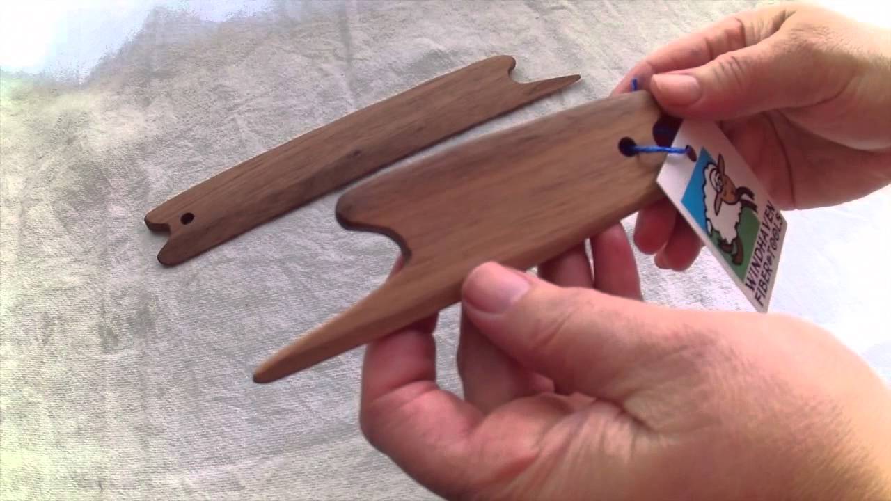 WIndhaven FIber and Tools - The Finger Pick Shuttle