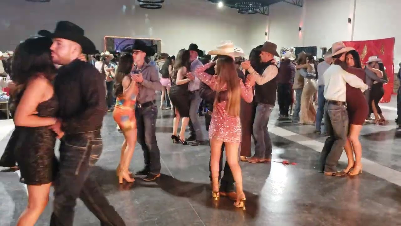 Una cumbiecita con La Octava Norteña en los XV de Dafne en Tutuaca [27-Dic-2025]