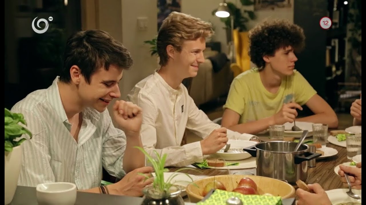 Ty si gay s mojím bratom? (NAŠI)