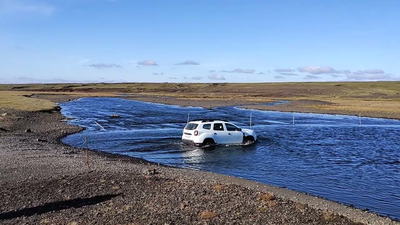 F206. Road to Laki. River crossing. Iceland.