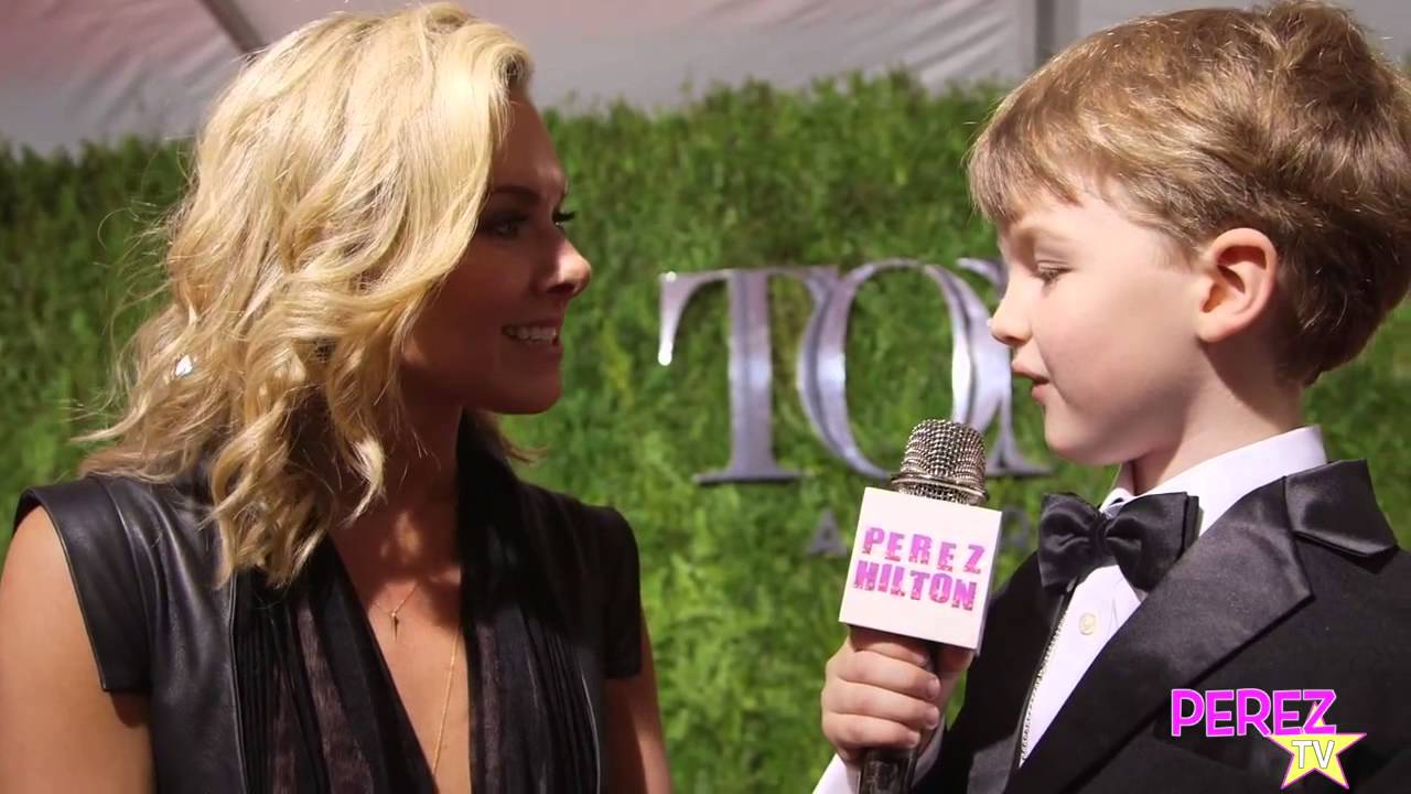 Iain On The 2015 Tony Awards Red Carpet!