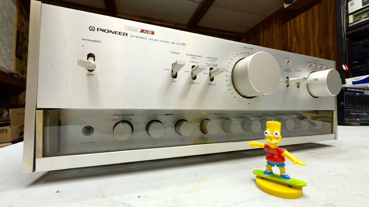 Pioneer A-0012 (A-27) Series 20 Amplifier Evaluation