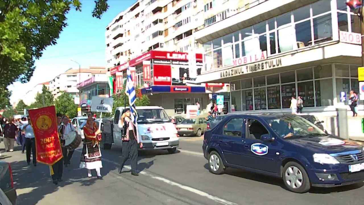Parade in Oradea - Folk Dance Group 