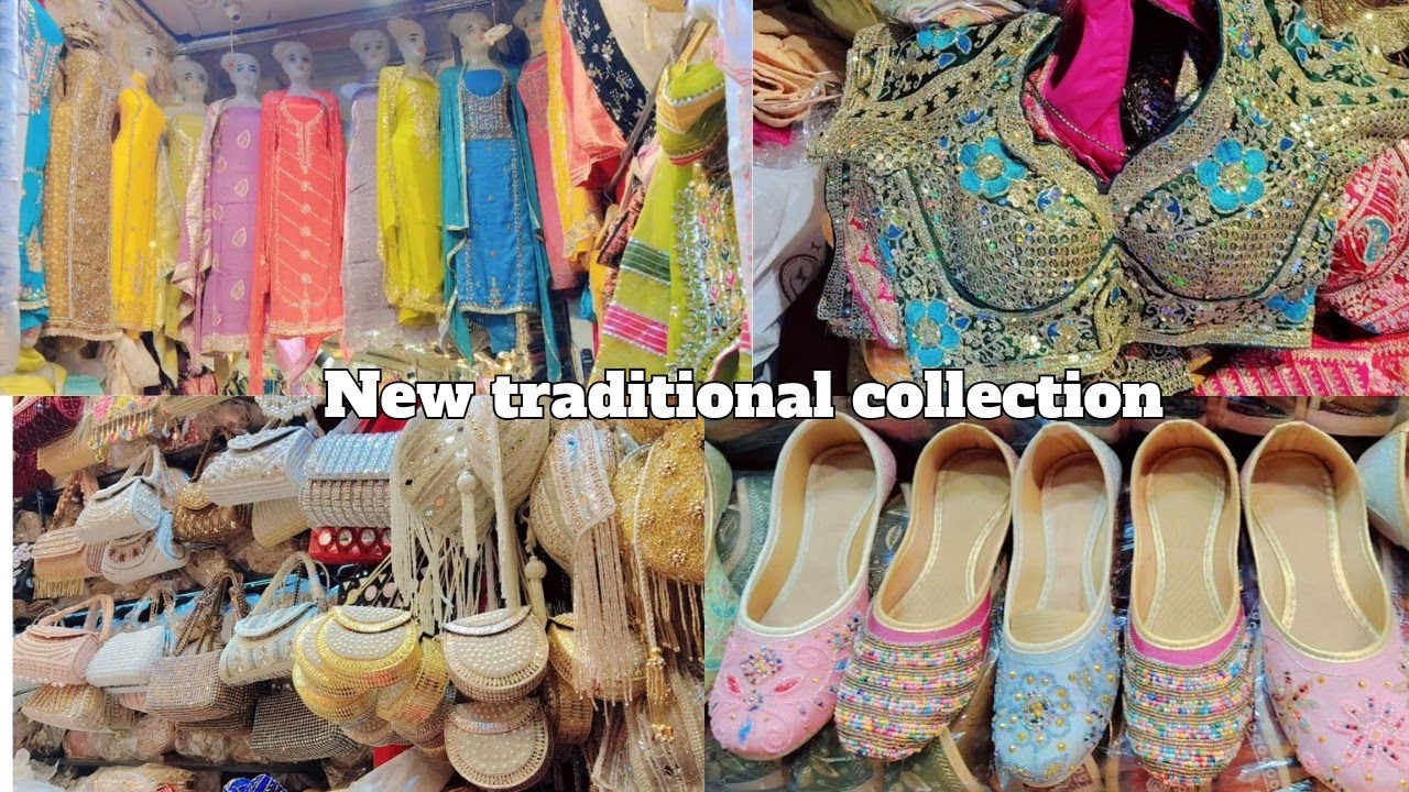 Chandni chowk mai lag chuki hai new traditional collection #chandnichowk #market 