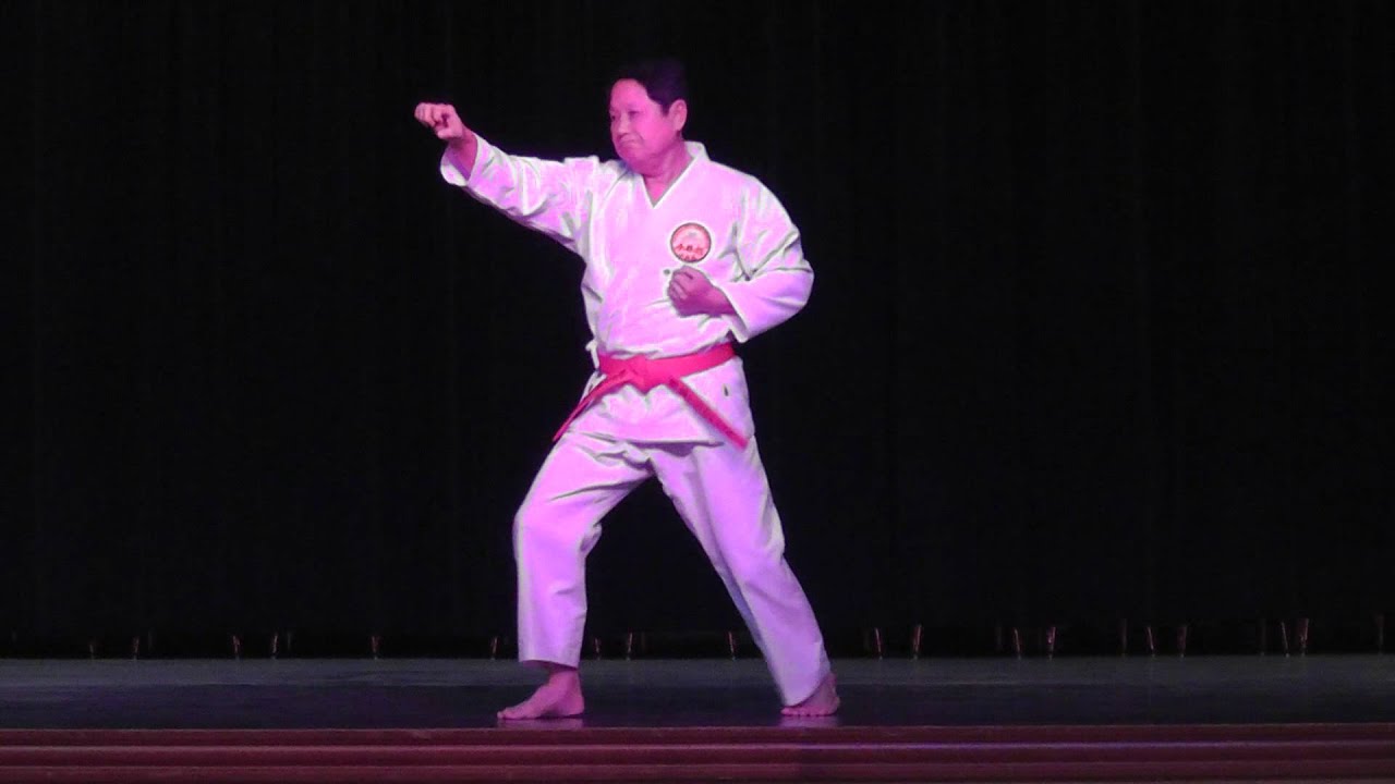 Nakazato Minoru Hanshi Demonstrating Gojushiho