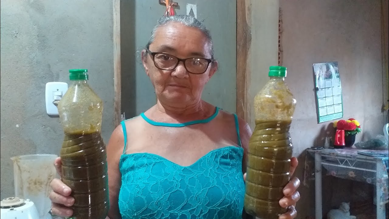 VEJA MINHA MÃE FAZENDO TEMPERO CASEIRO.