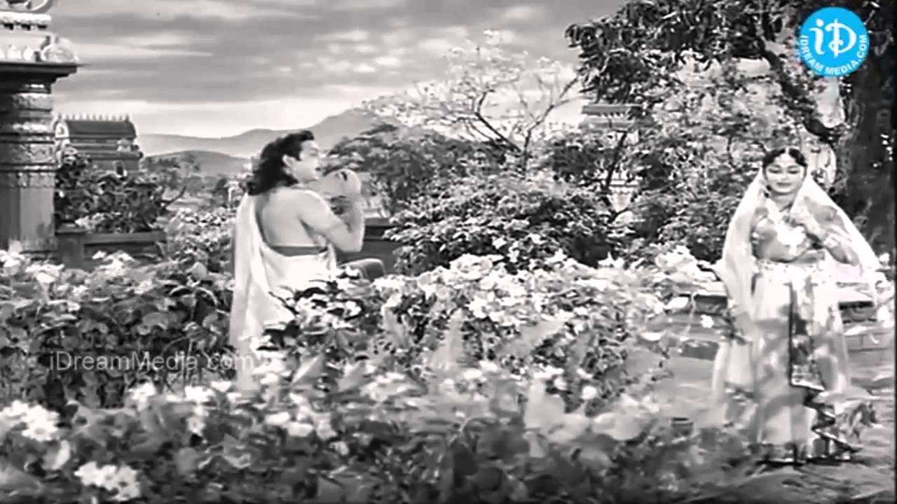 Thapamu Phalinchina Song From Sri Krishnarjuna Yudham Movie