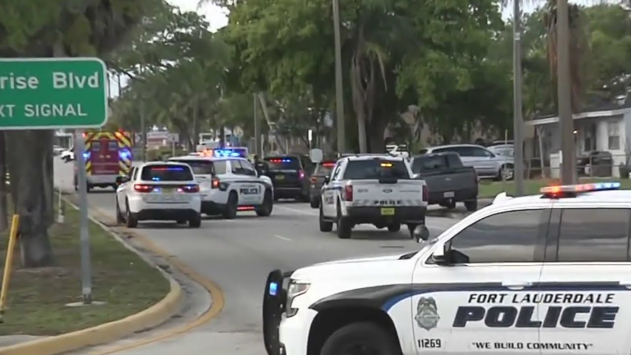 Police pursuit in Broward ends in violent rollover crash