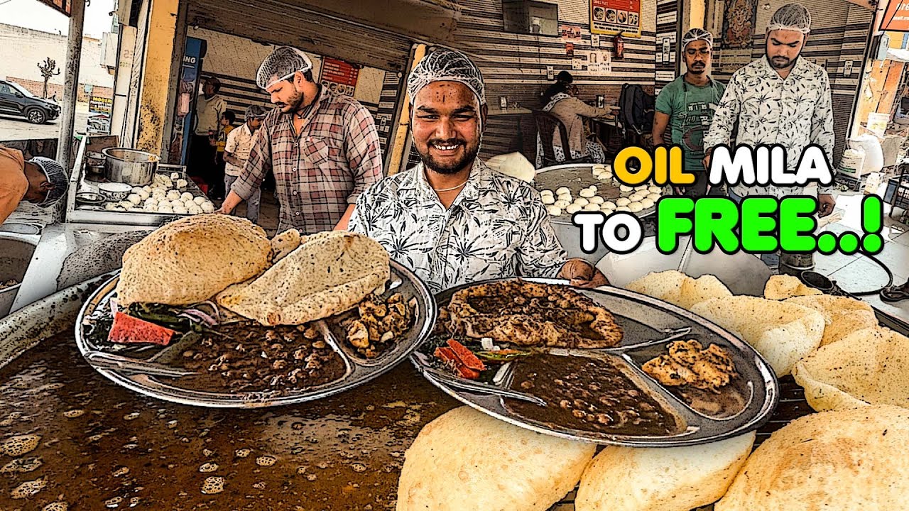 20/- Rs Unique Nashta 😍 Tandoori Chole Bhature | Indian Street Food