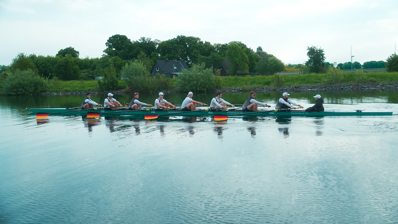 🚣‍♂️ Road to Shanghai 2025: Team Deutschland-Achter präsentiert sich! 🚣‍♀️