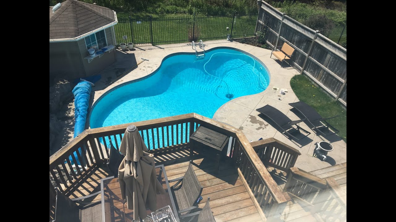 Luxury Ravine Home in Doon South &ndash; Pool, Walkout, Must See!