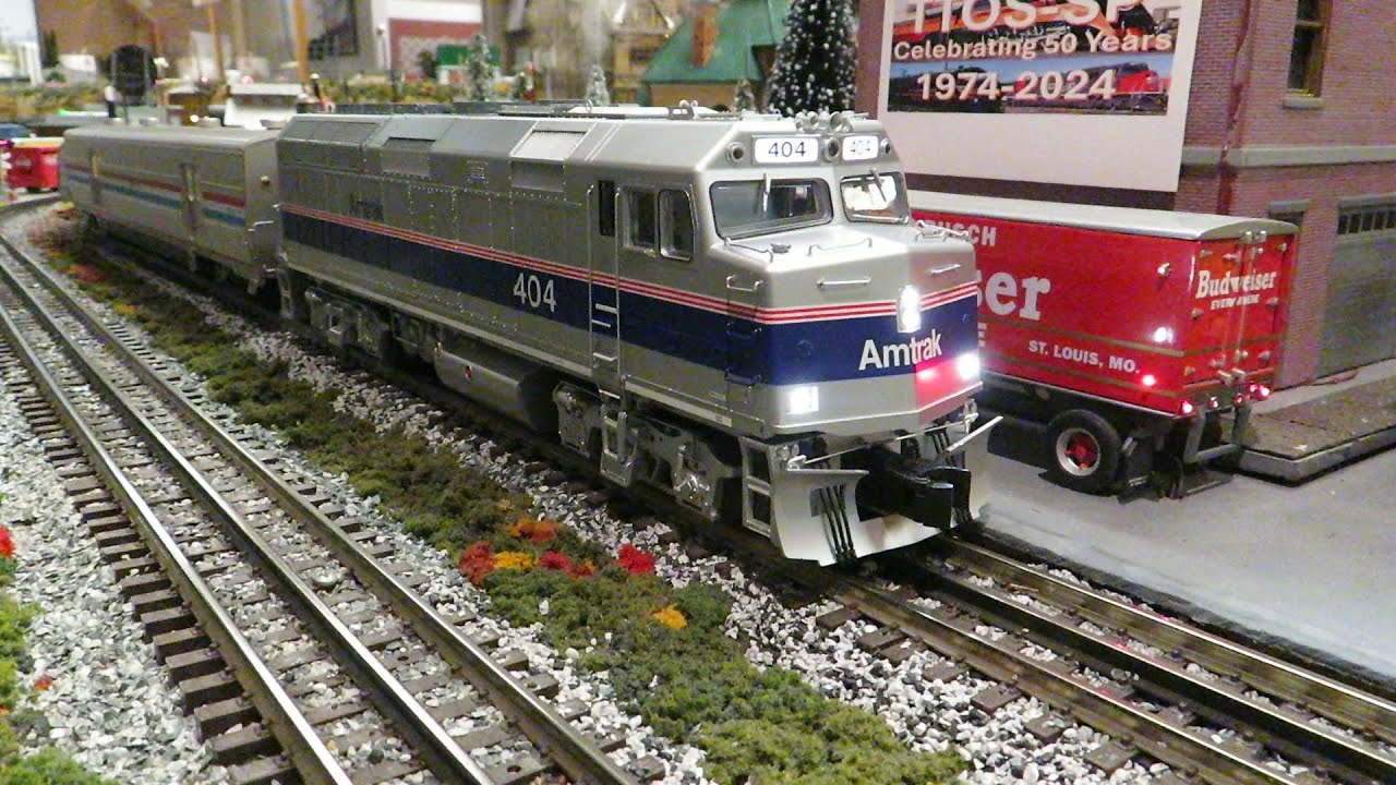 San Diego 3 Railers Lionel Amtrak F40PH San Diegan train action