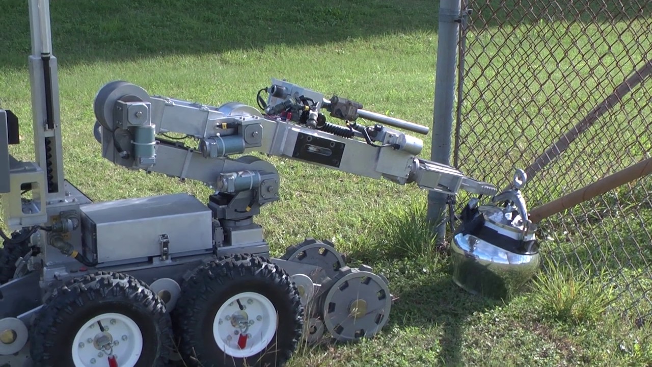 301st Fighter Wing Robot training