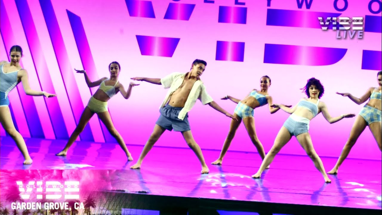 Bobbie's School of Performing Arts - Beach Babes