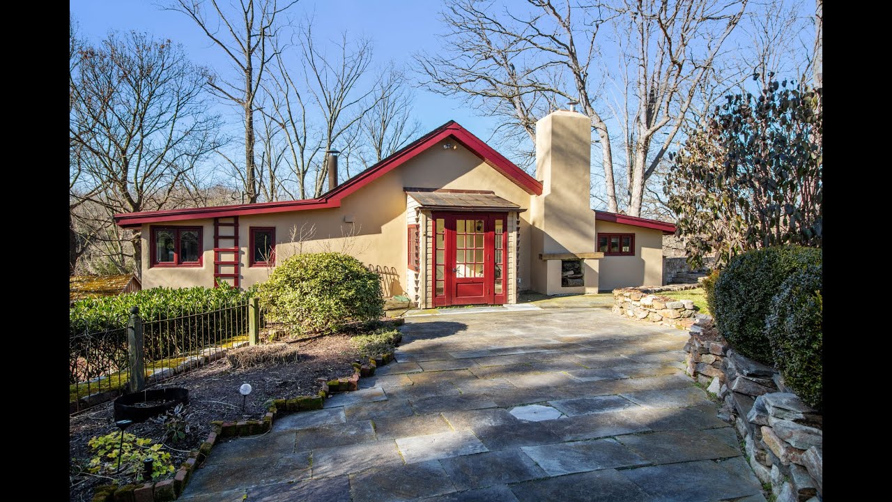 23 Dunminning Rd, Newtown Sq PA, 19073 Video Tour
