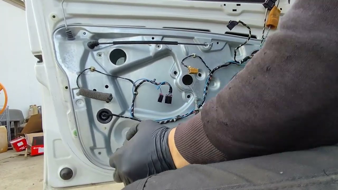 Înlocuire macara geam Skoda Fabia/ door regulator replacement