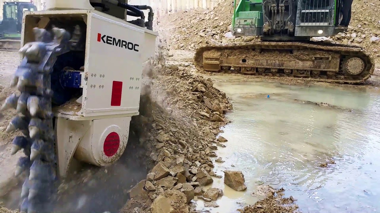 Kemroc EK140 on Volvo EC380E in Excavation of foundation / 2