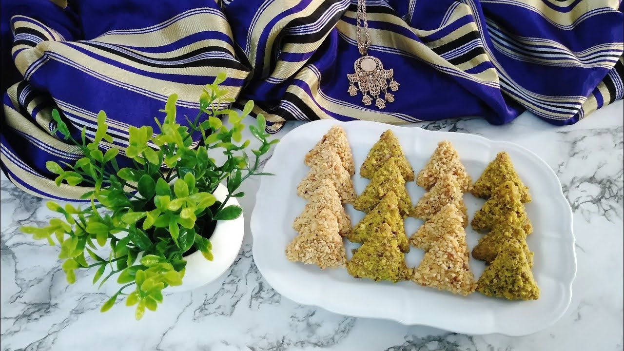 صمصة تونسية في الفرن بنكهة رائعة و تقديم و لا أروع لحلويات العيد أو للأفراح🌙😍