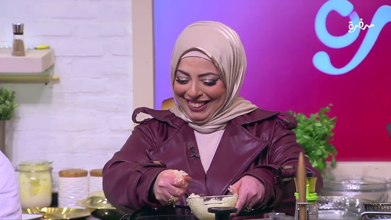 أنا مش شغال عندكم..  الشيف مش عايز يساعد المتسابقات وهما بيعملوا الكفتة  | الشيف شربيني