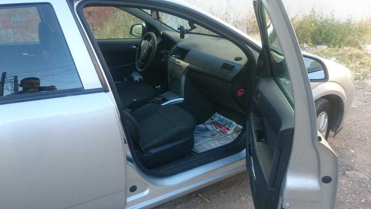 Opel Astra H Polen Filtresi Değişimi Nasıl Yapılır