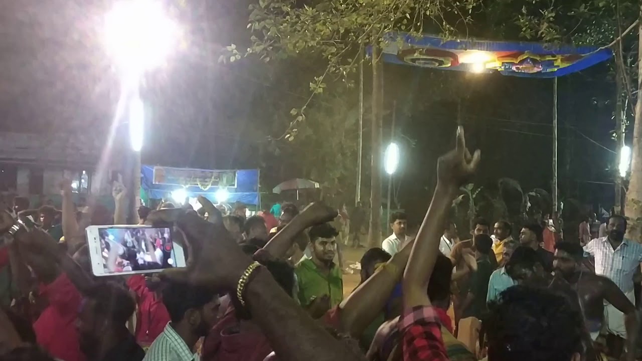 Edakkulam brothers and kariyannoor combitition