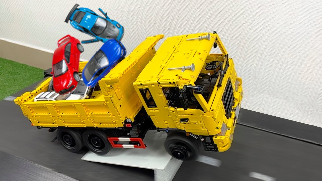 Dump Truck VS Ramps. Transporting Small Cars with Truck - Lego Technic CRASH Test