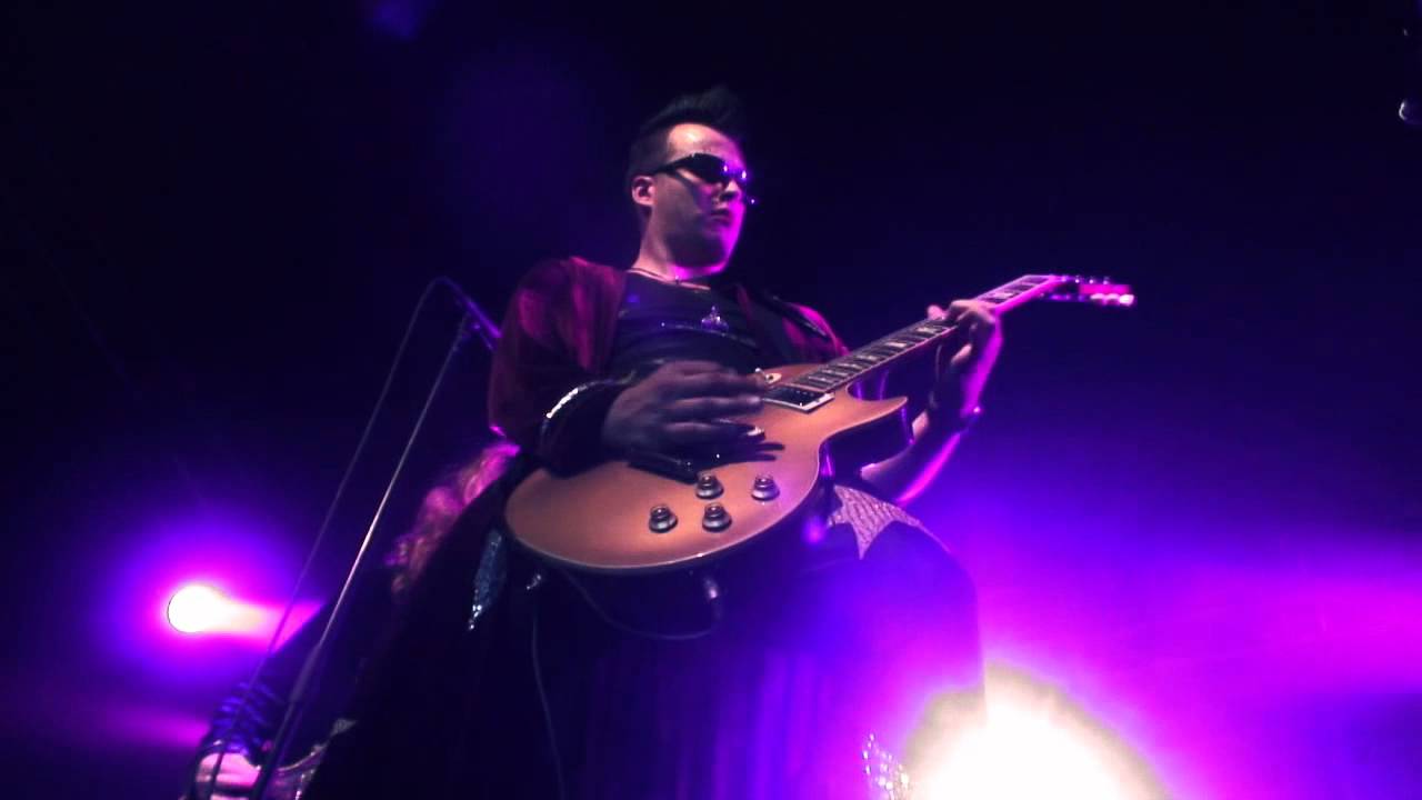 Osmo's Cosmos: Say Mama (live 2011)