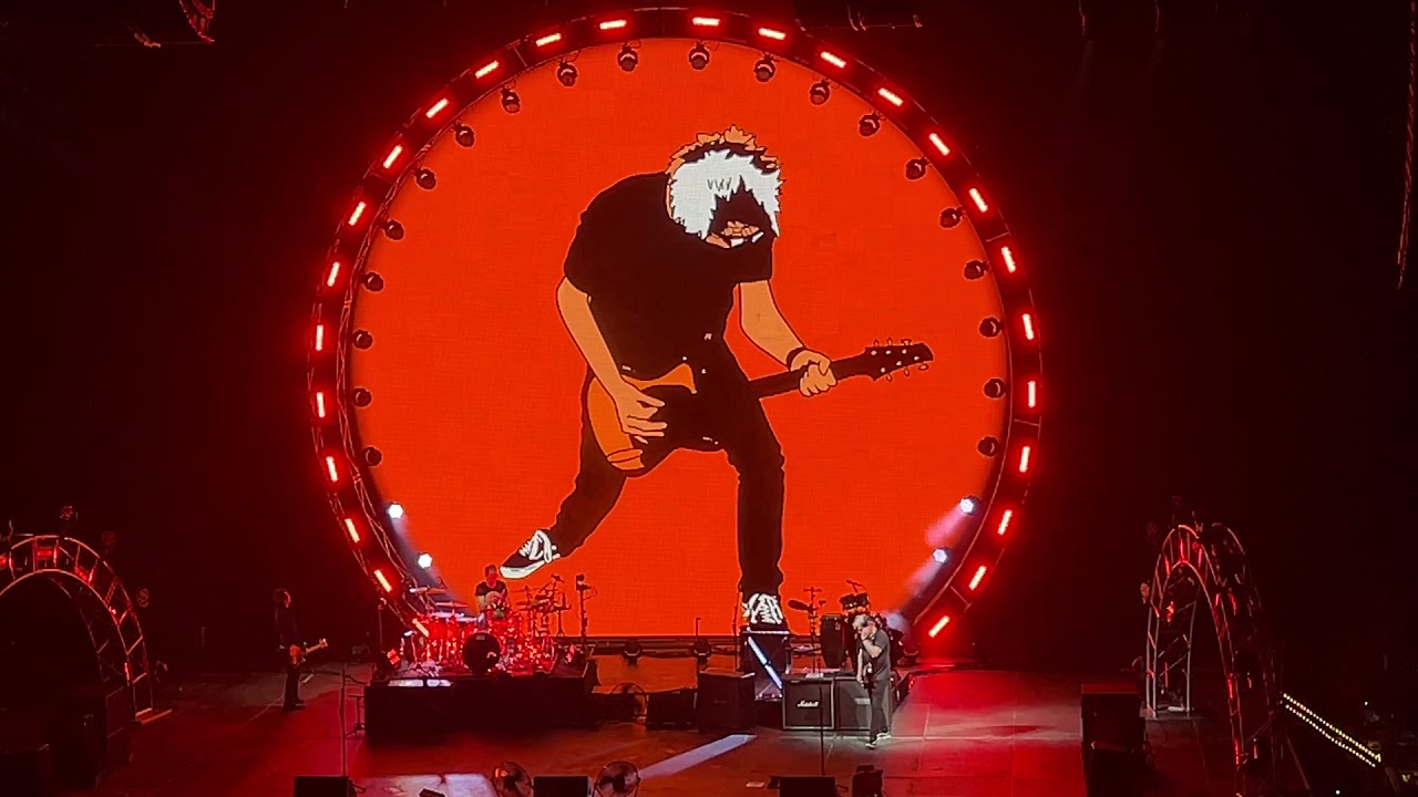 Noodles Plays With Himself (Solos & Hall Of The Mountain King) - The Offspring