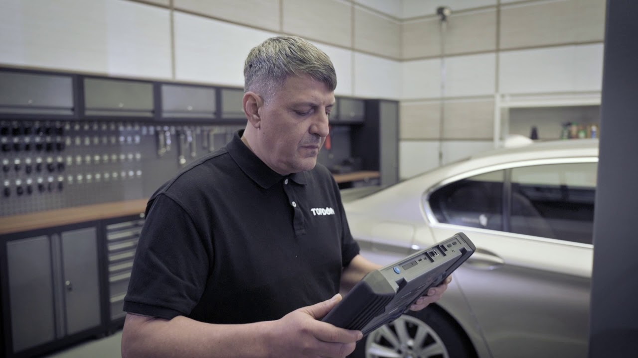 What's TOPDON Advanced Pro-level Scanner Phoenix Pro?