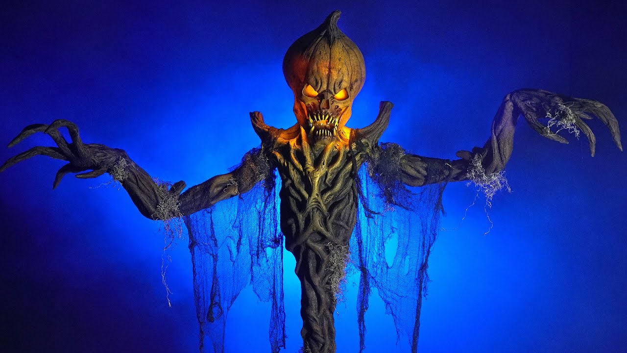 Pumpkin Stalker 8 Ft Halloween 2021 Display with Evil Jack-O-Lantern Animated Props