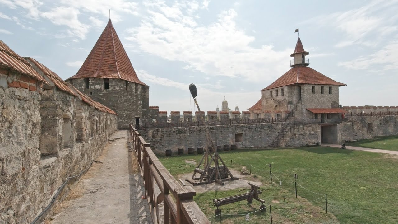 A complete walk around and through Bender Fortress | Trip to Moldova & Transnistria 2021
