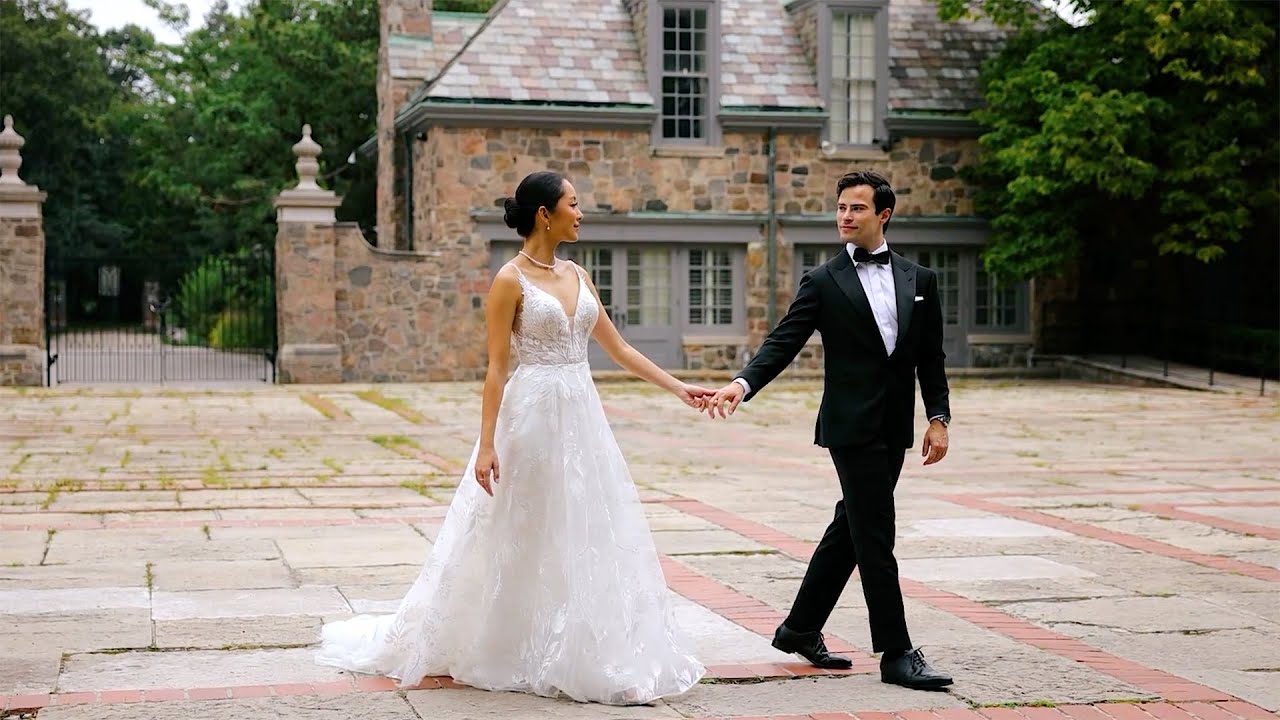 Elegant, Sophisticated Graydon Hall Manor Garden Wedding