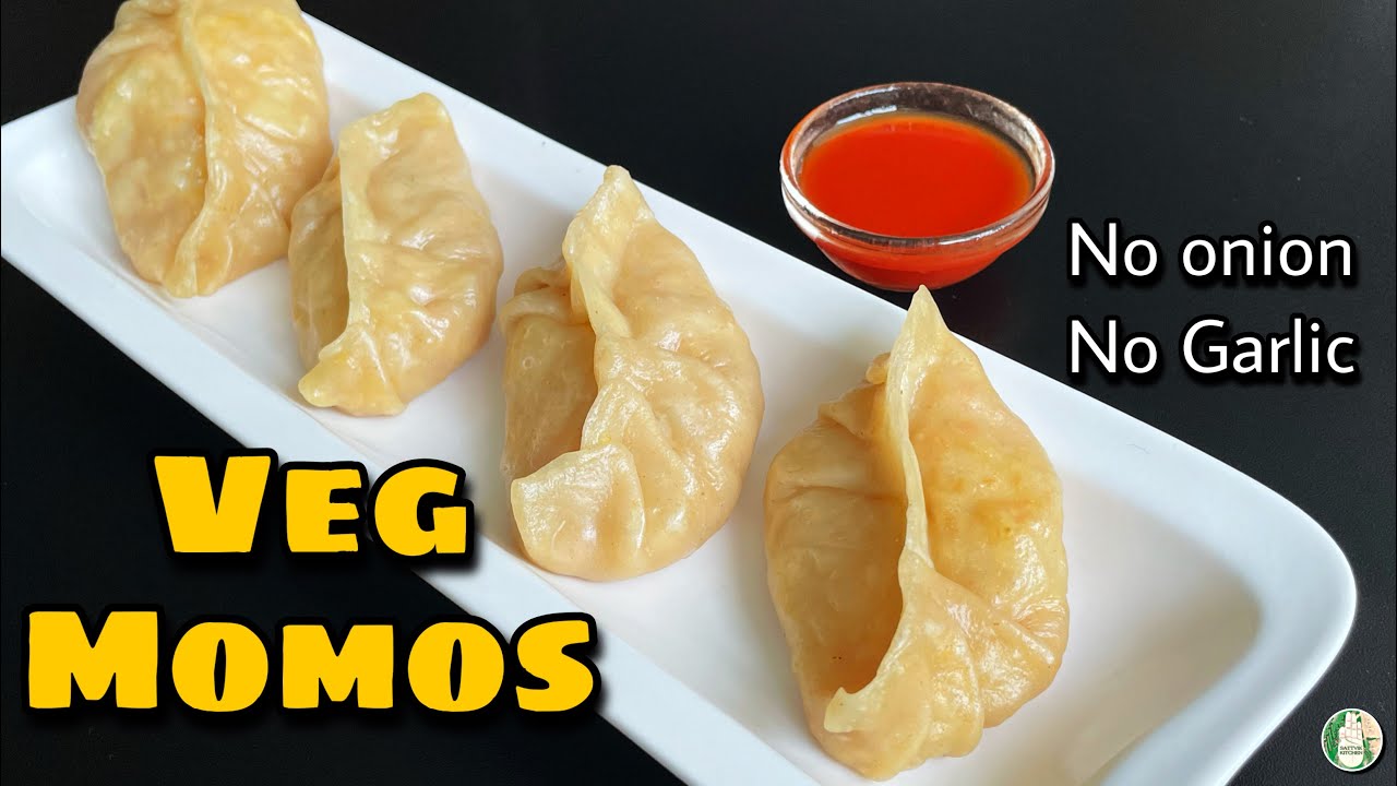 WOW! VEG MOMO Recipe No Onion No Garlic / वेज मोमो की रेसिपी / Sattvik Kitchen