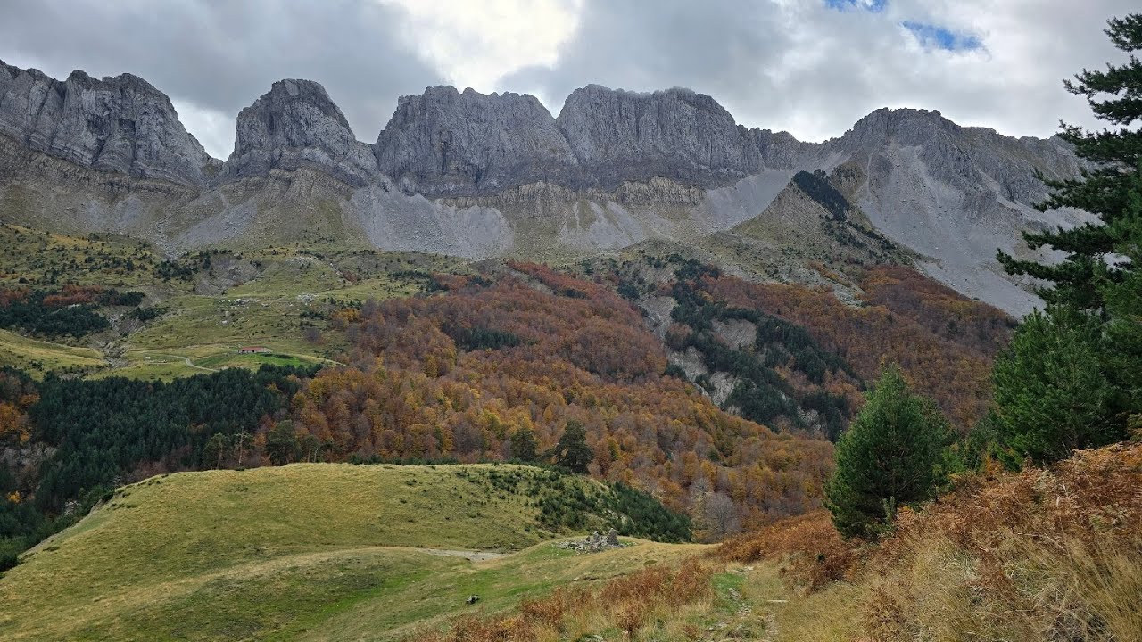 Pyrénées Espagnoles :  Castillo de Acher - Peña Azkaurre - Chipeta Alto - Peña Oroel