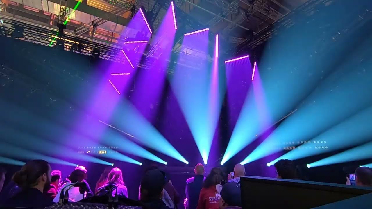 Clay Paky Demo Lightshow @ Prolight+Sound 2022 Frankfurt 29.04.2022