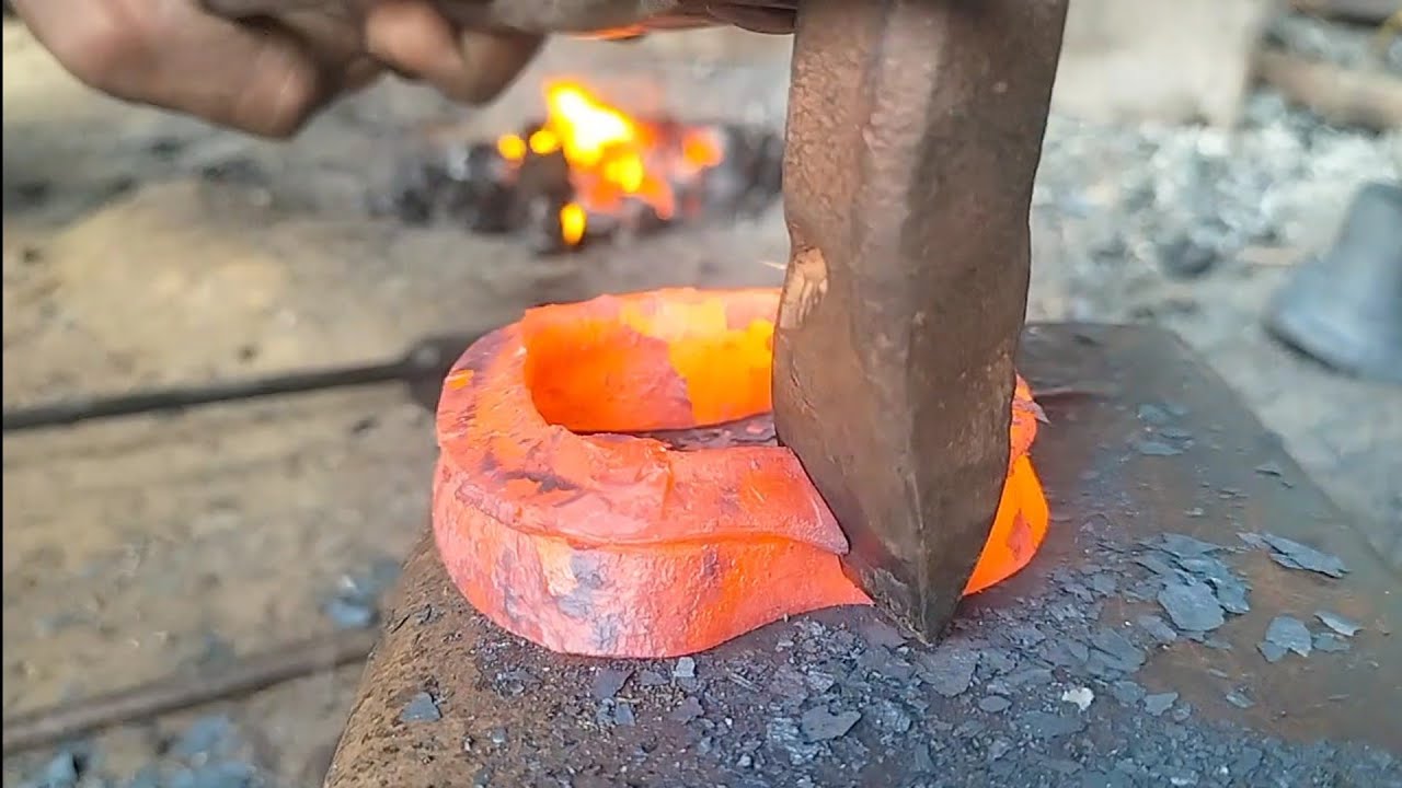 A made Maachh katta folding system 
