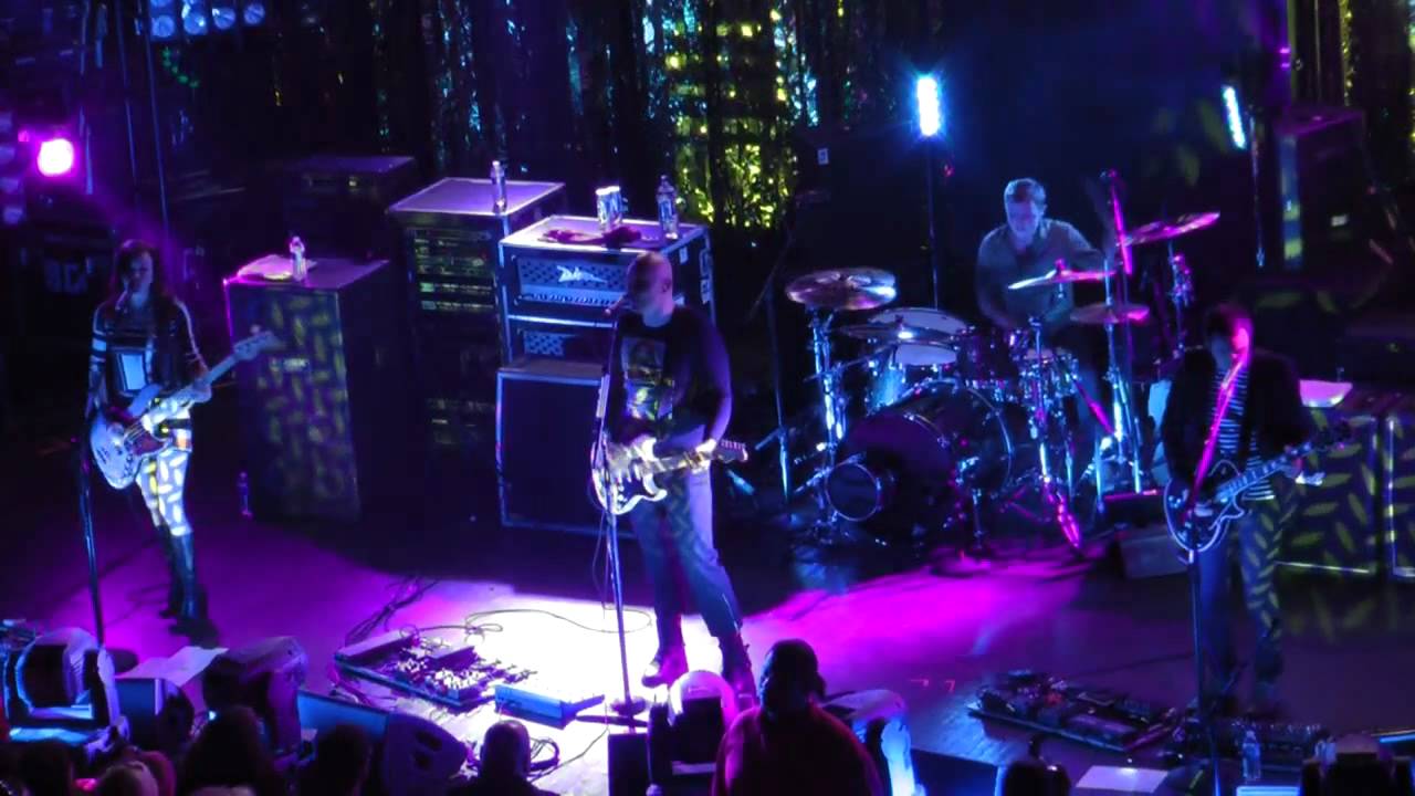 Smashing Pumpkins - Lightning Strikes