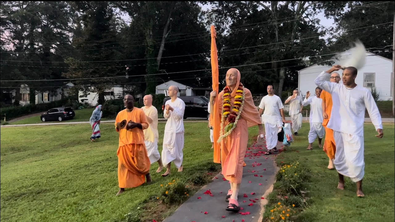 Sripada Bhakti Vikasa Swami Arrives At Krishna Life, Atlanta, USA