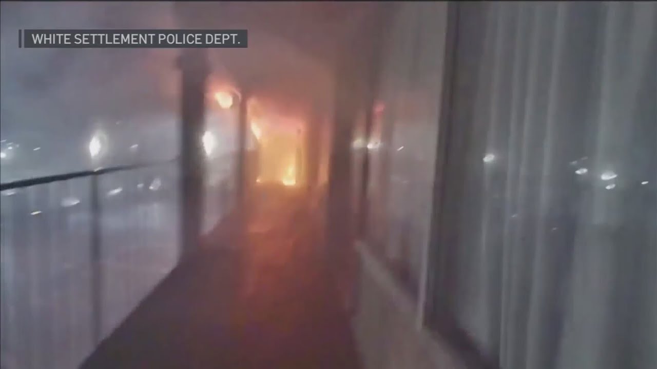 WATCH: Body cameras show police as they save people from a north Texas hotel fire
